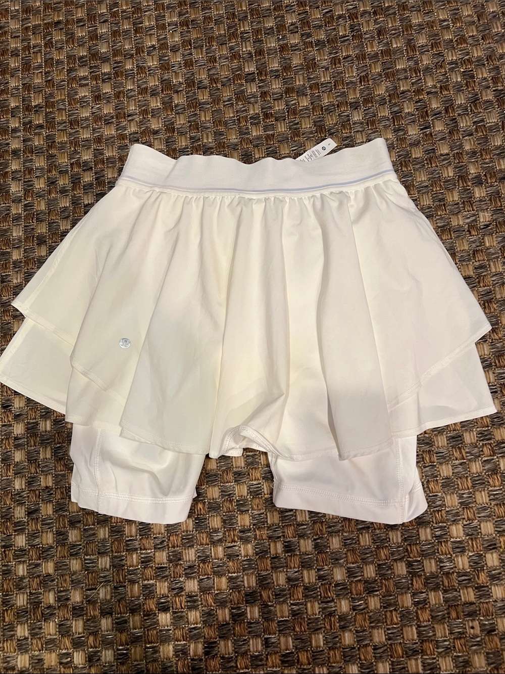 Lululemon skorts size 6